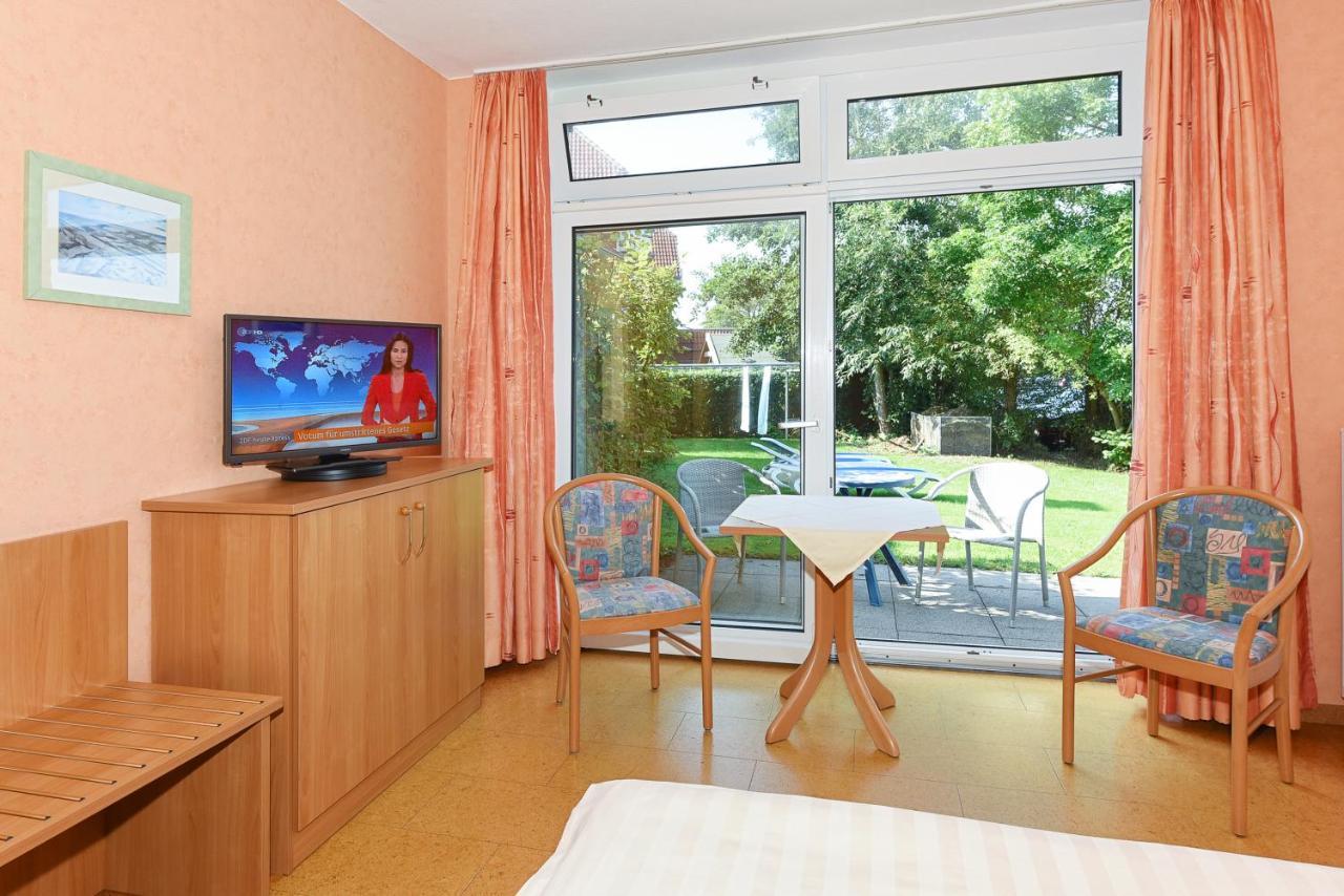 Hotel-Pension Altes Siel เบนซาซิเออ ภายนอก รูปภาพ