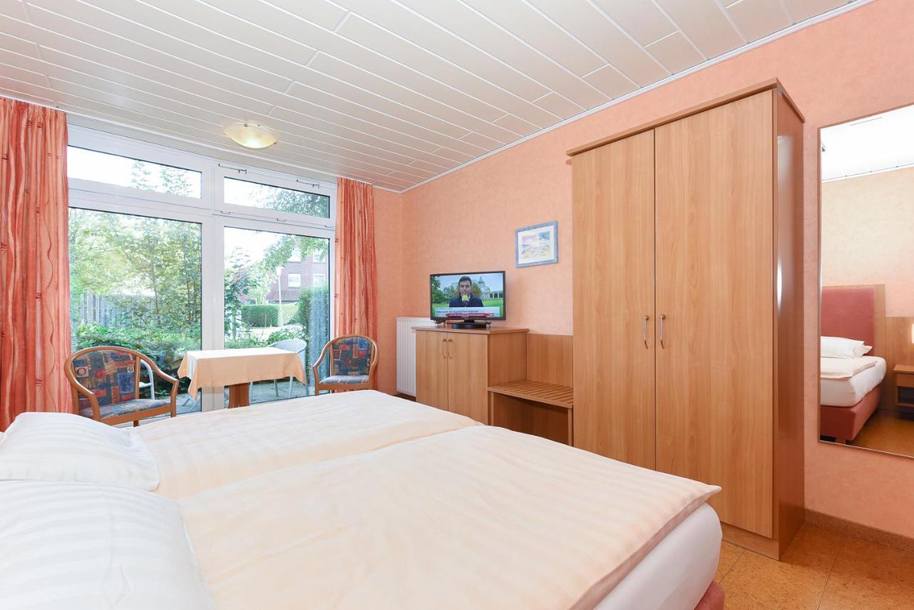 Hotel-Pension Altes Siel เบนซาซิเออ ภายนอก รูปภาพ