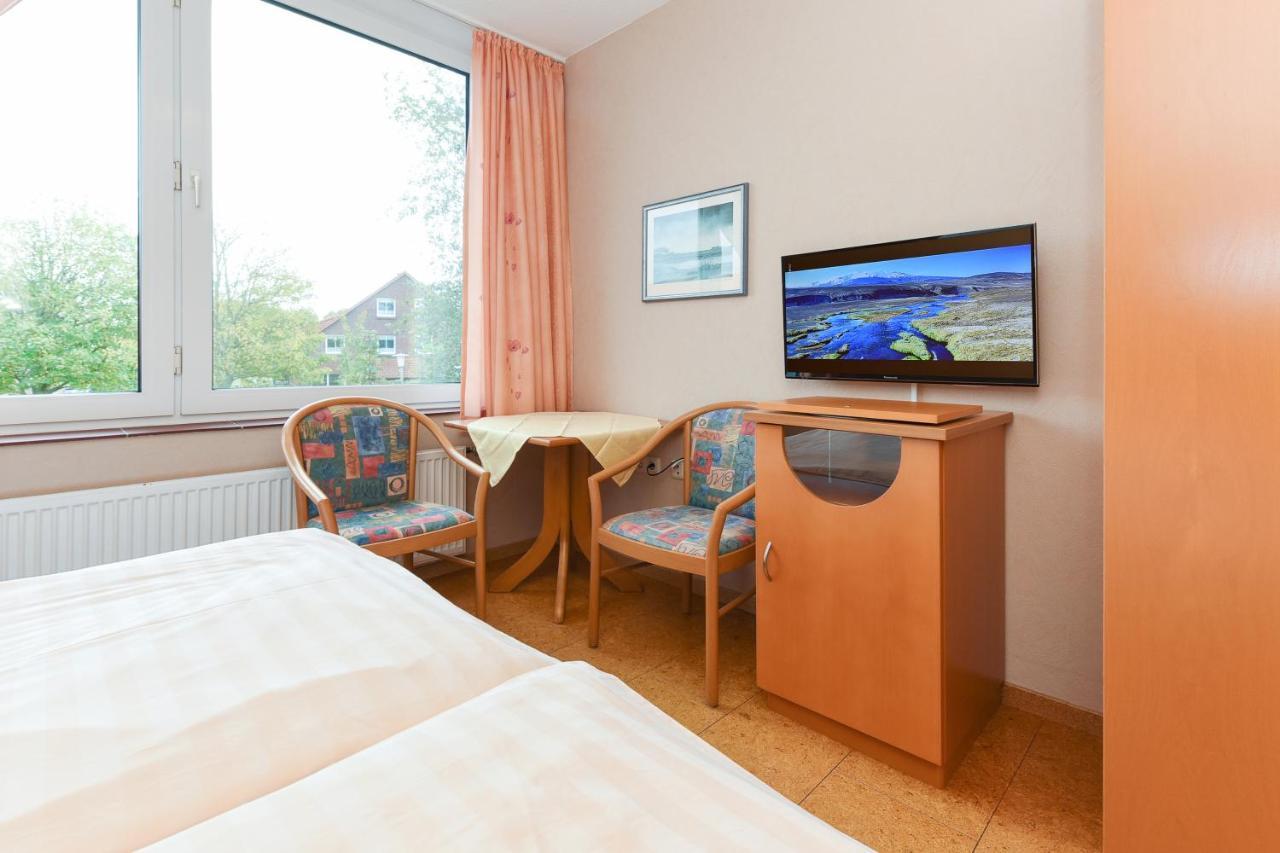 Hotel-Pension Altes Siel เบนซาซิเออ ภายนอก รูปภาพ
