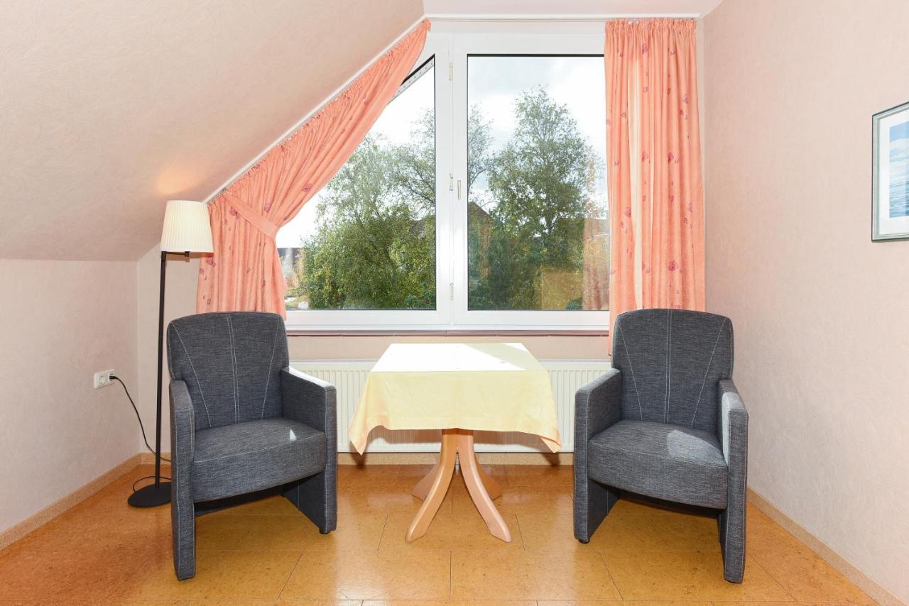 Hotel-Pension Altes Siel เบนซาซิเออ ภายนอก รูปภาพ